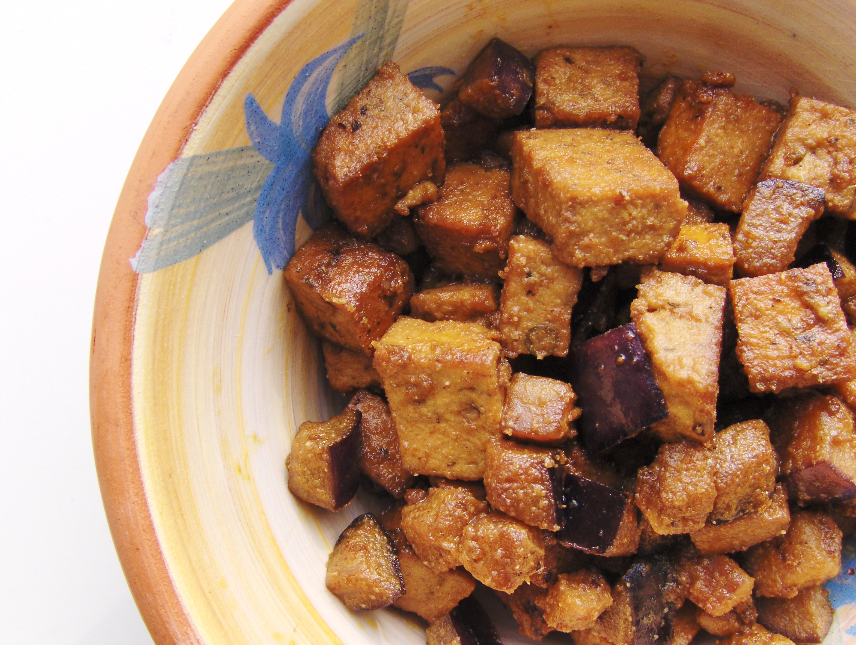 Tahinstegt tofu med aubergine